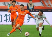 乐鱼体育入口-上海上港主场击溃广州恒大，领跑积分榜