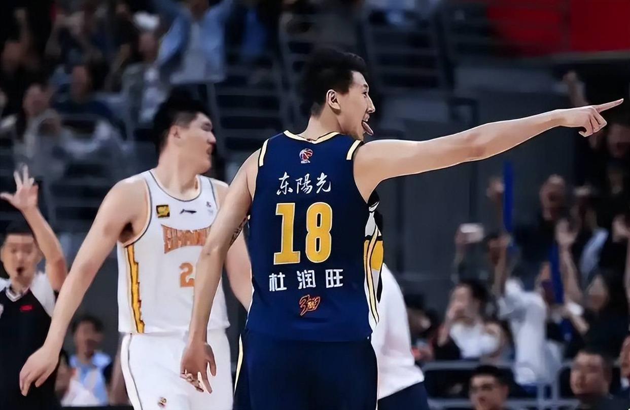关于官宣！男篮2王牌锋线受伤！5人缺训，广东神射手和广厦核心或入选的信息